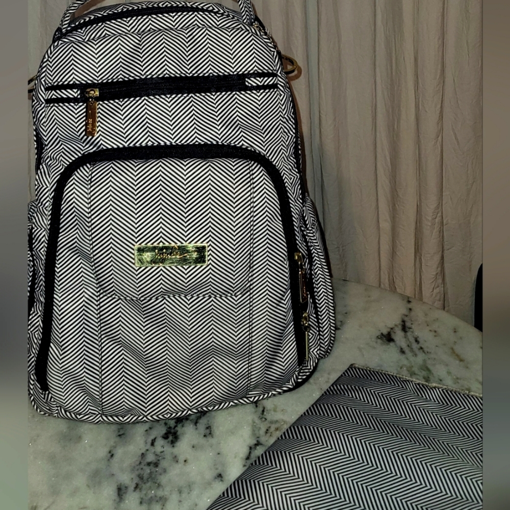 JuJuBe Be Right Back backpack diaper bag in Queen of the Nile